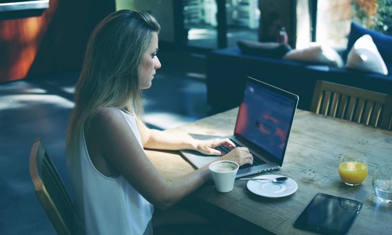 Live-Analyse-Session mit Teilnehmern während eines Keyword-Seminars