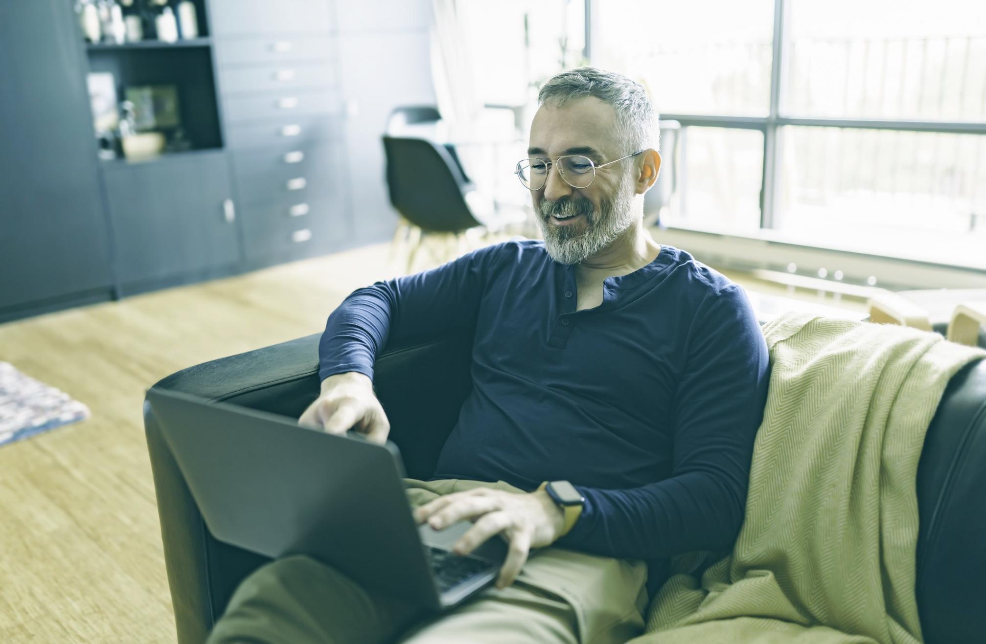 Workshop-Szenario mit mehreren Bildschirmen und kollaborativer Analyse